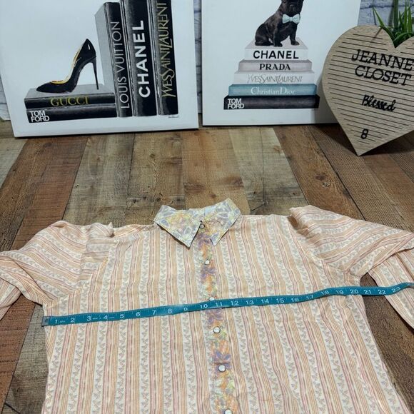 Twenty X tailored fit button up shirt. Size M - Picture 12 of 13